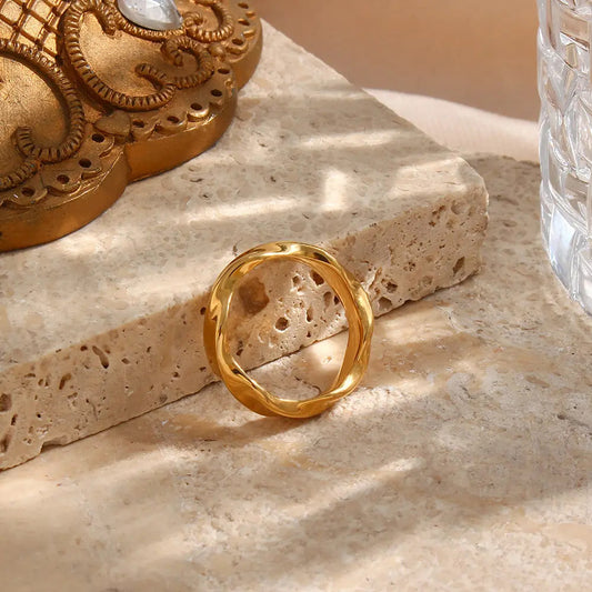 Ring Golden Wave